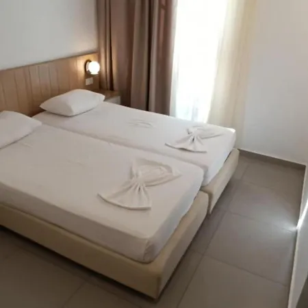 Catherine Otel 2*