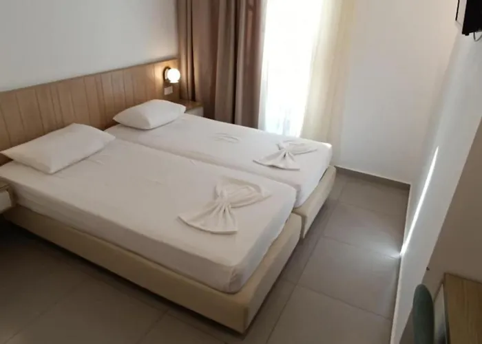 Catherine Otel 2*