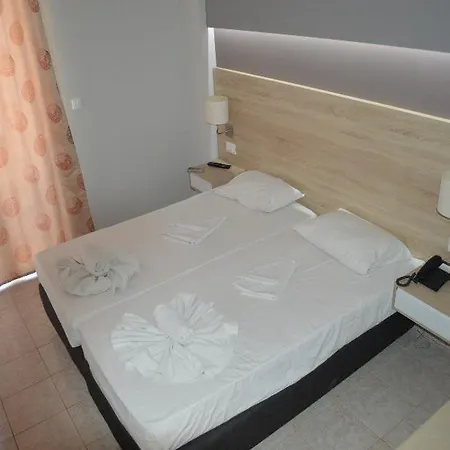 Hotel Catherine 2*